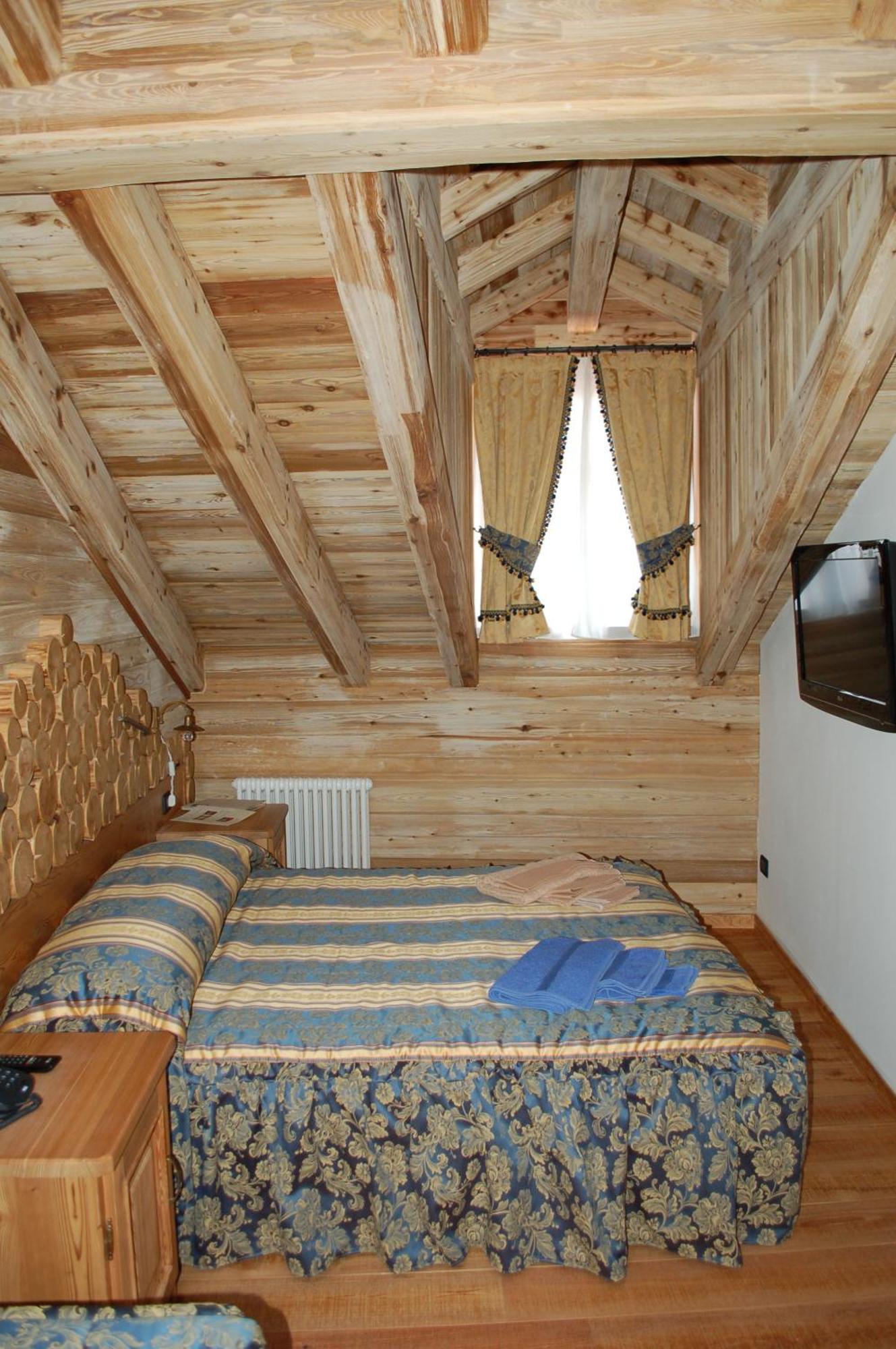 Residenza La Corte Dei Toldi Terzolas Esterno foto